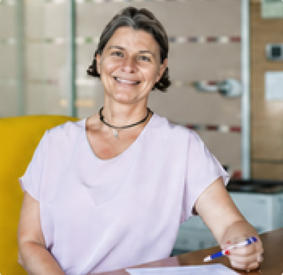 Frau Birgit Kurt